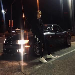 Meet your Posher, Gabriel